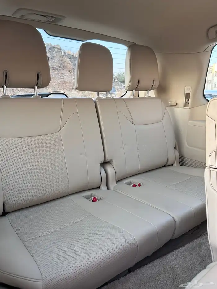 جيب لكزس فل كامل 2012 42