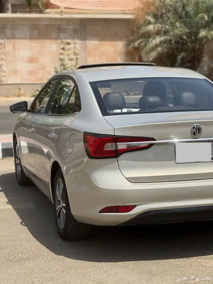 MG   5   2022   فل كامل السعر 28500 الف 4