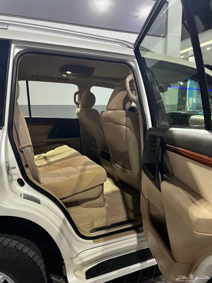 لاندكروزر 2013 GX_R 40