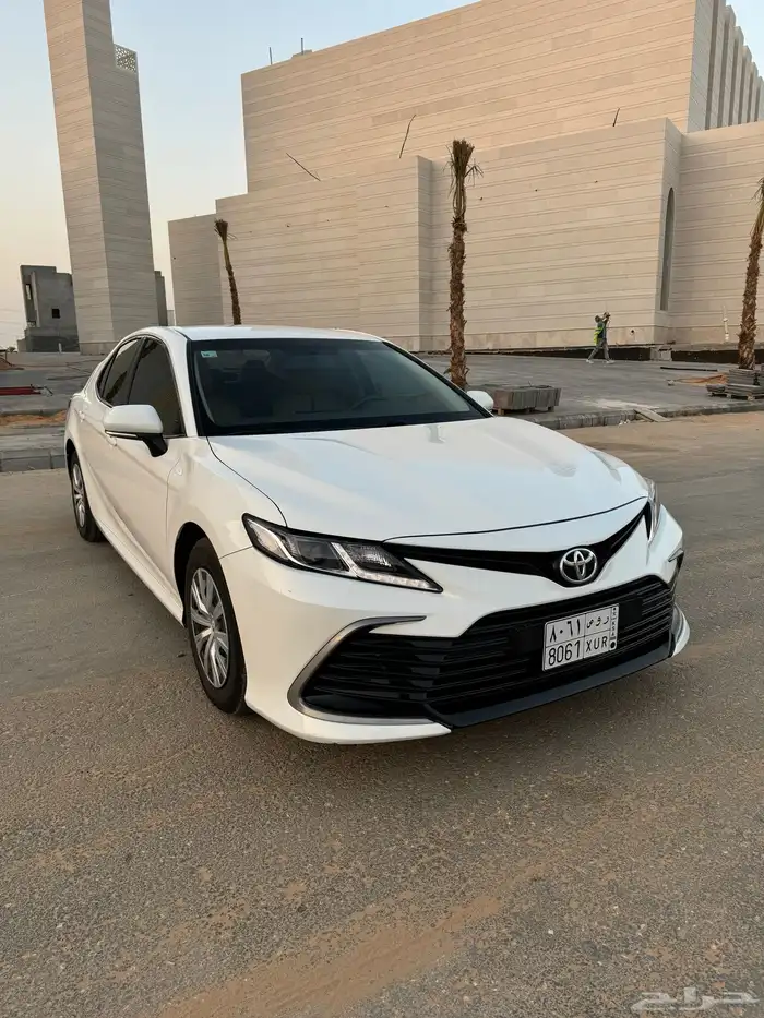 تويوتا كامري 2022 LE 2