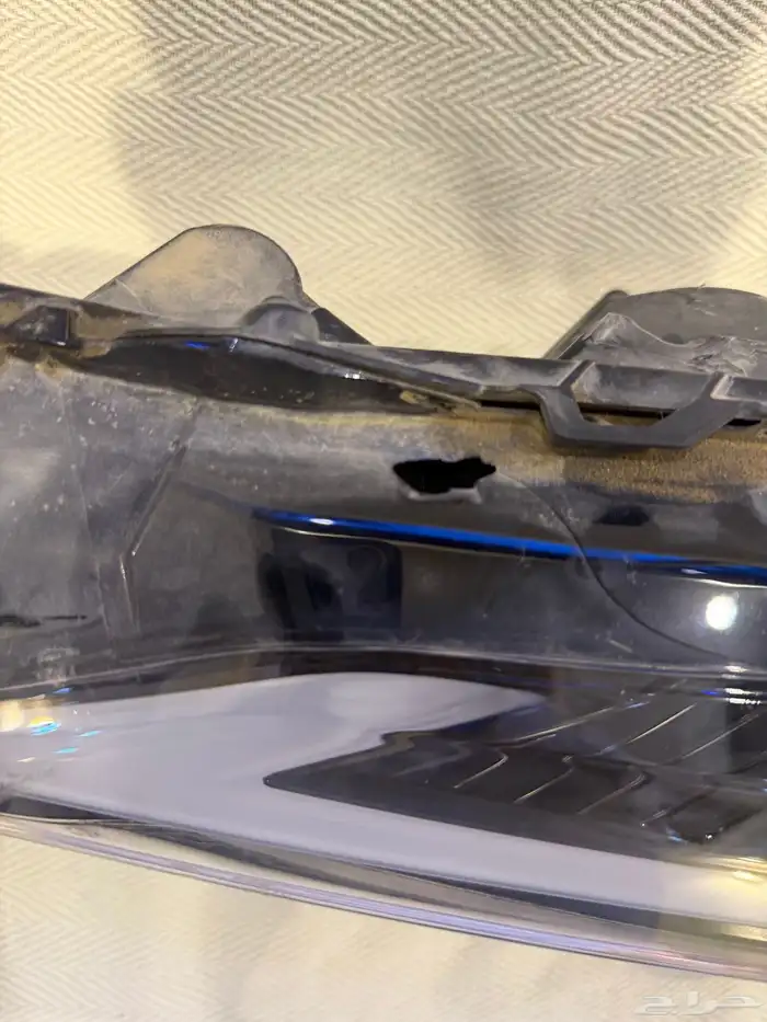 للبيع شمعة BMW730 2022 وشمعة لكزز NX350 2025 5