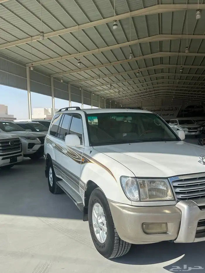 تويوتا لاندكروزر 2003 اتوماتيك 1