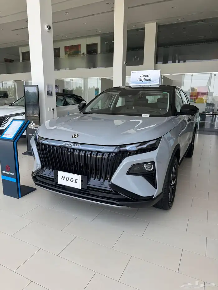 سيارة دونج فينج هيوج 2025 5