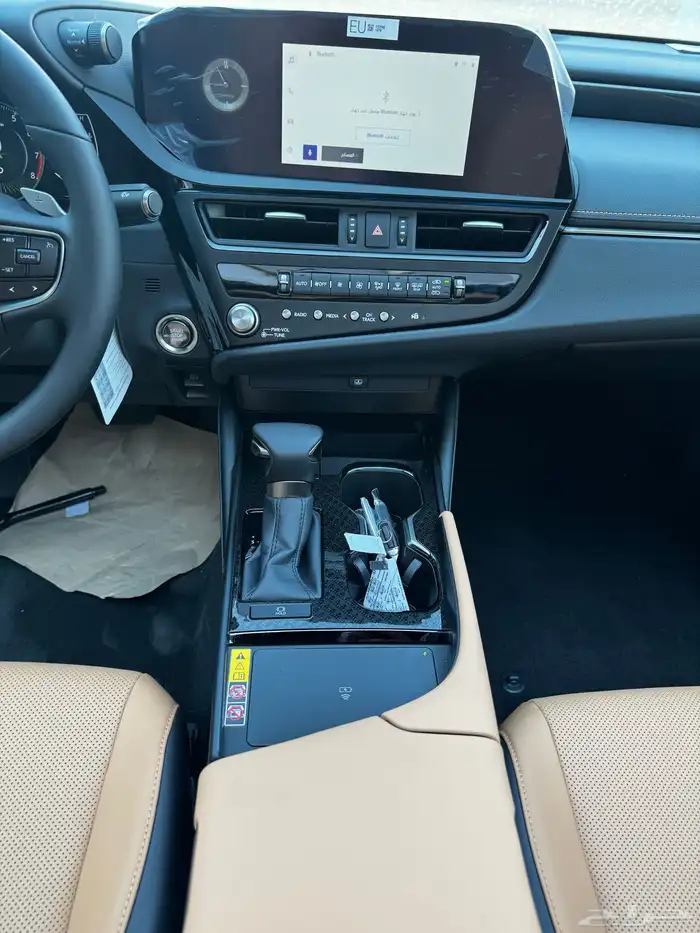 لكزس ES250 موديل 2025 17