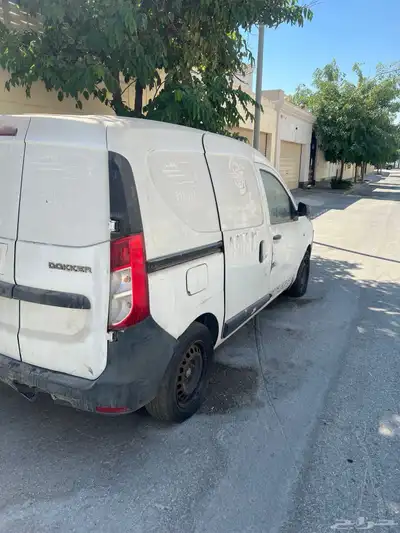 للبيع سيارة رينو دوكر 2017 index