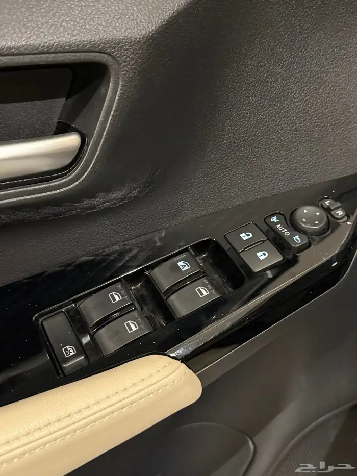 يارس 2024 فل كامل اعلى فئة شرط الفحص بحالة الوكالة 16