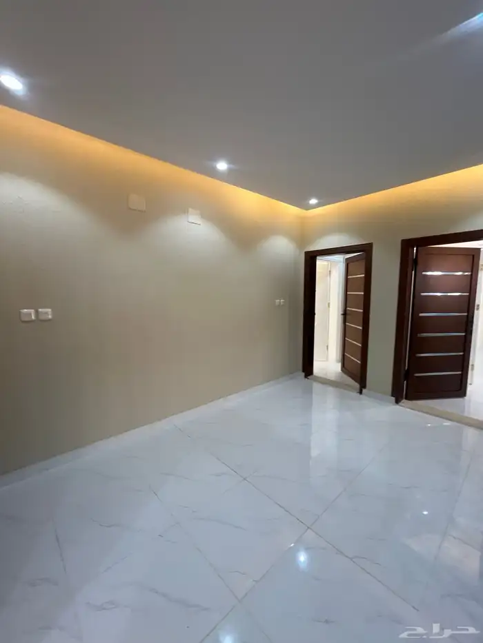 للبيع شقه الريان 450 7