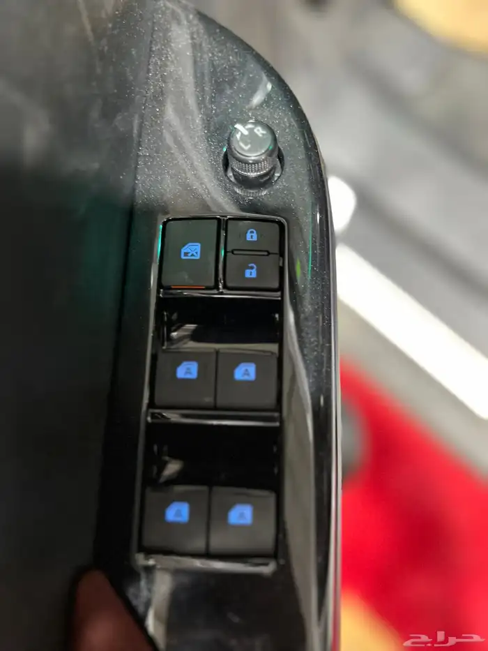 تويوتا   هايلوكس غمارتين دبل بنزين توماتيك2025 جديد 138.000 8