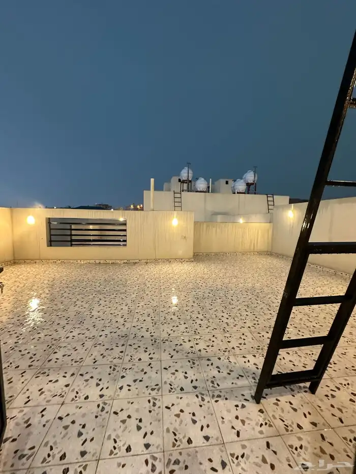 للبيع شقق ارضي وعلوي مودرن بحي البديع ابها 11