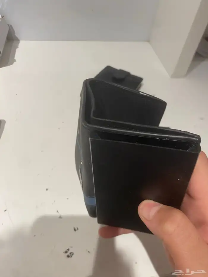 محافظ لي البيع 4