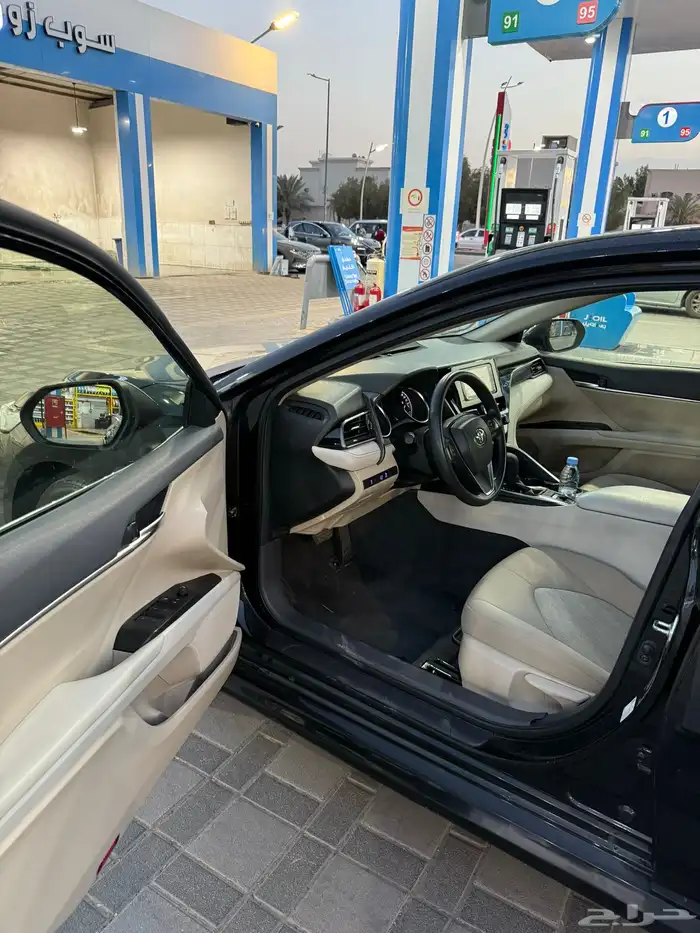 كامري مديل 2023 اسود 11