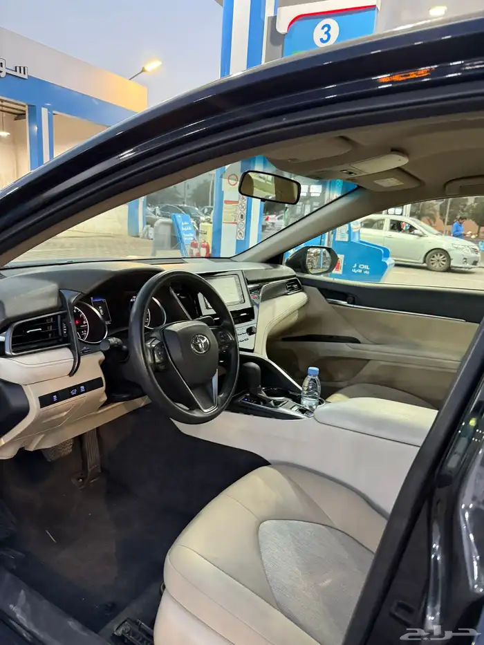 كامري مديل 2023 اسود 16