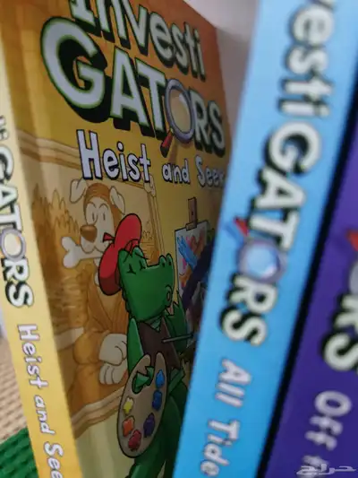 كتب dog man - cat kid - captain Underpants مستخدمه لاكن شكله index