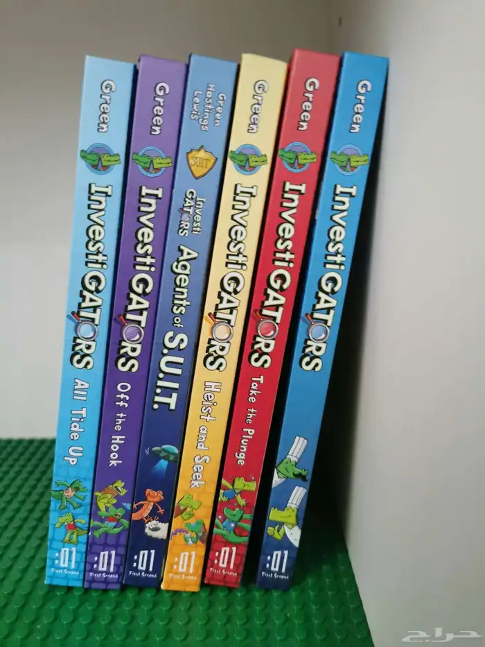 كتب dog man - cat kid - captain Underpants مستخدمه لاكن شكله 0