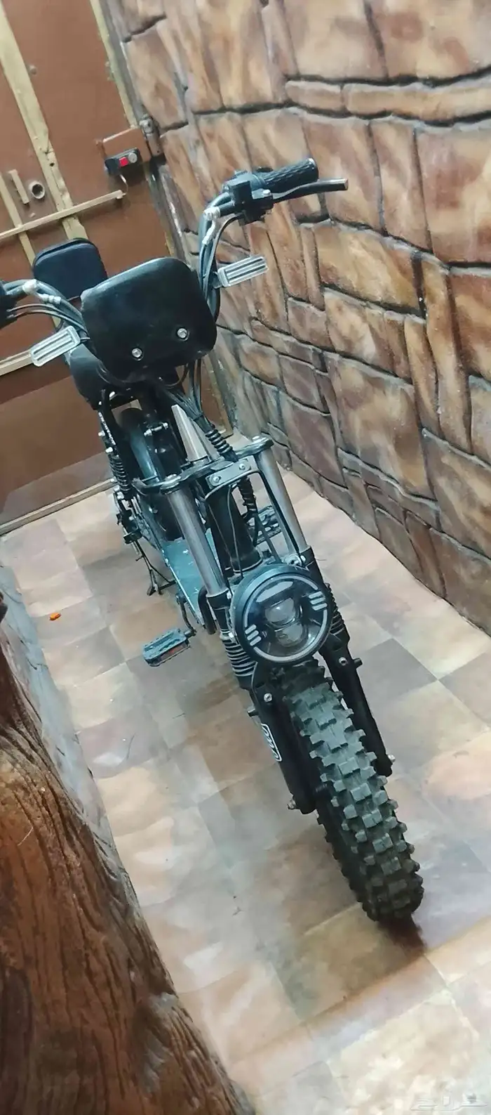 سكوتر كهربائي السكوتر نضيف وما يحتج الا بطاريه السعر 900 1