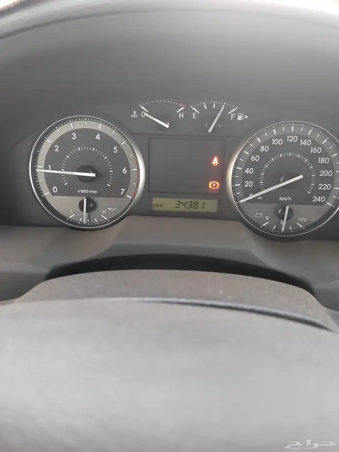 جيب تويوتا جي اكس ار 2011 مخزن وكاله 7