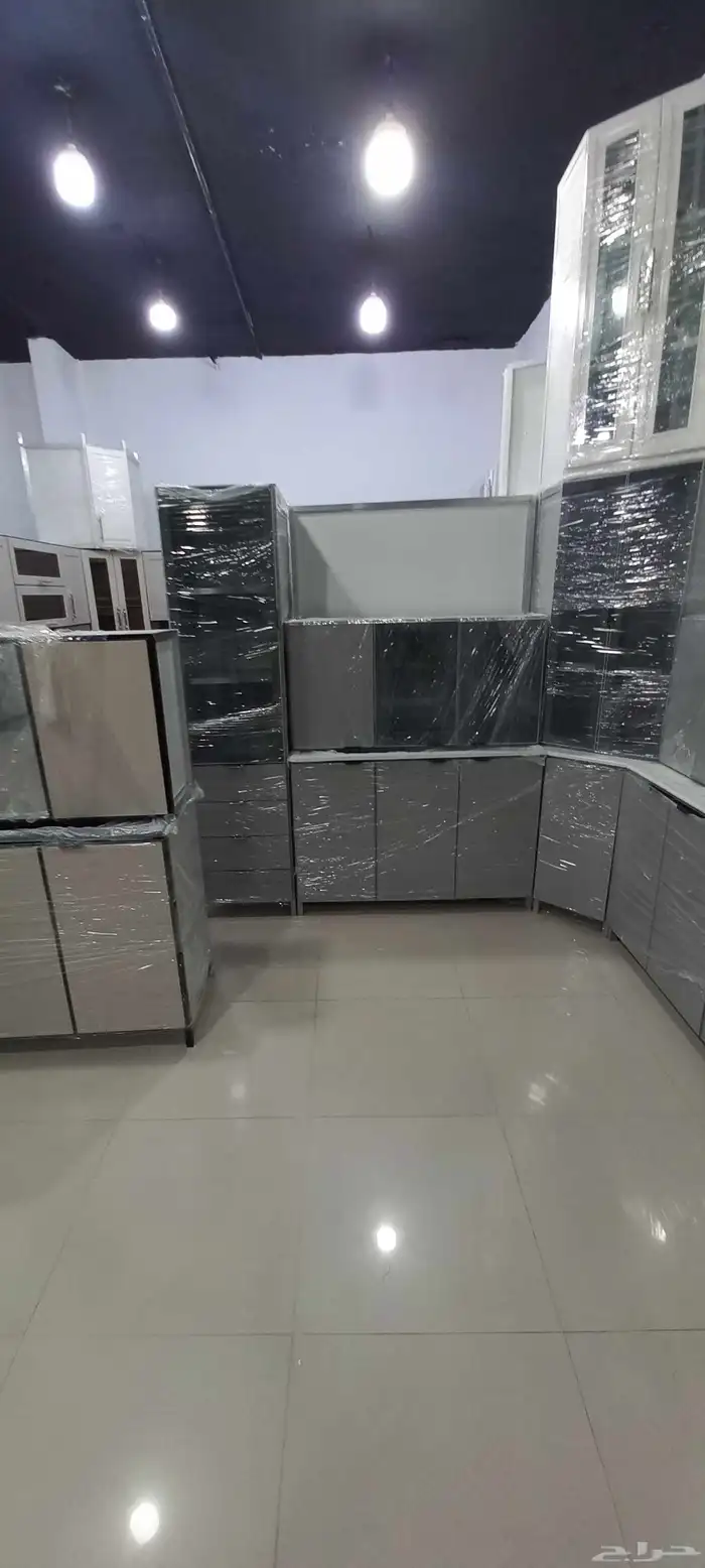 مطابخ جديده جاهزه تتوفر جميع الألوان ب2800 شامل التوصيل والت 2
