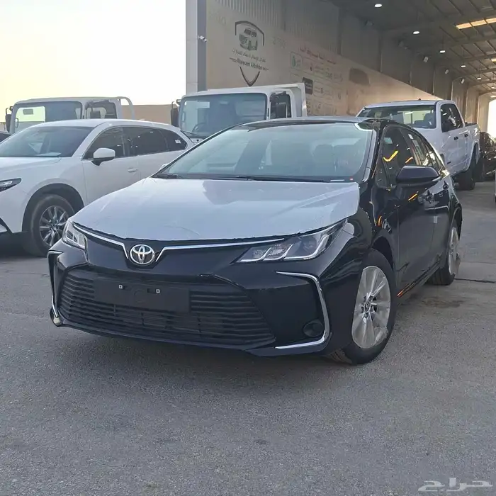 كورولا 2025 مطور مكينه 2.0 اسود السعر 76500 شامل الضريبة 0