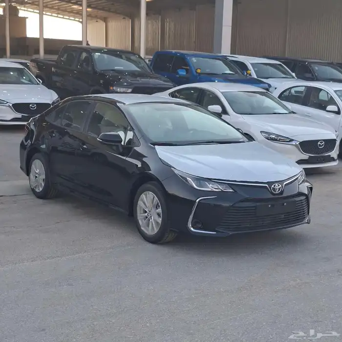 كورولا 2025 مطور مكينه 2.0 اسود السعر 76500 شامل الضريبة 2
