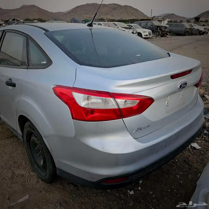 فورد فوكس قطع غيار تشليح 0