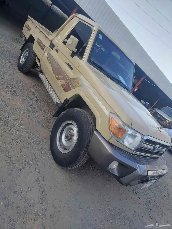 أبها معارض السيارات بجوار الغرفة التجارية بابها 3