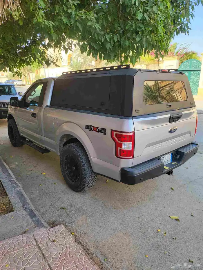 فوردXL F150 موديل 2018 فضي دبل 6سلندر 5