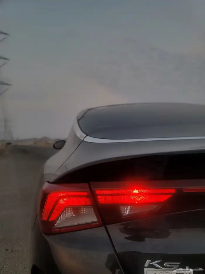 كيا ك 5 k5 نظيفة موديل 2020 12