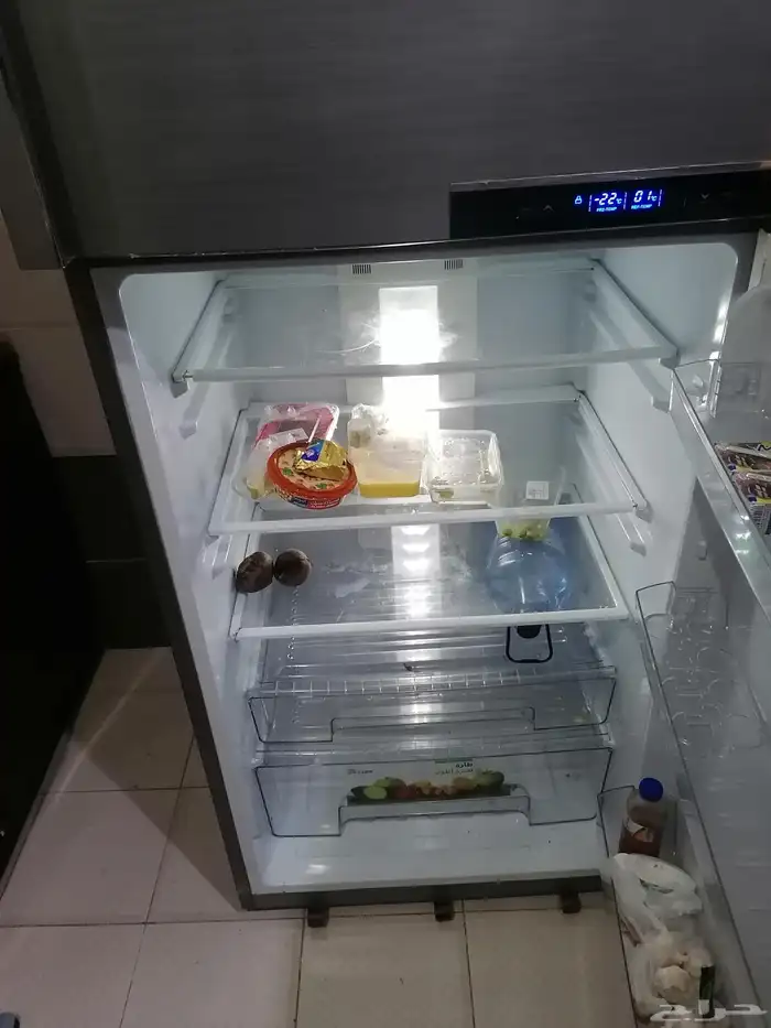 ثلاجه للبيع 0