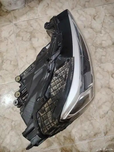 شمعة اودي Q3 index