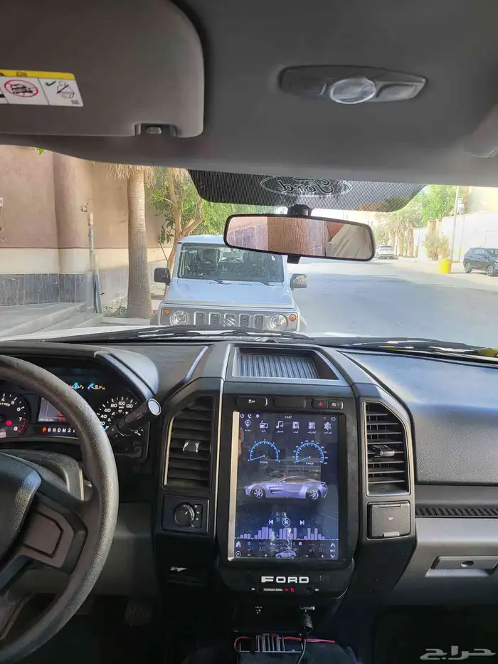فوردXL F150 موديل 2018 فضي دبل 6سلندر 9