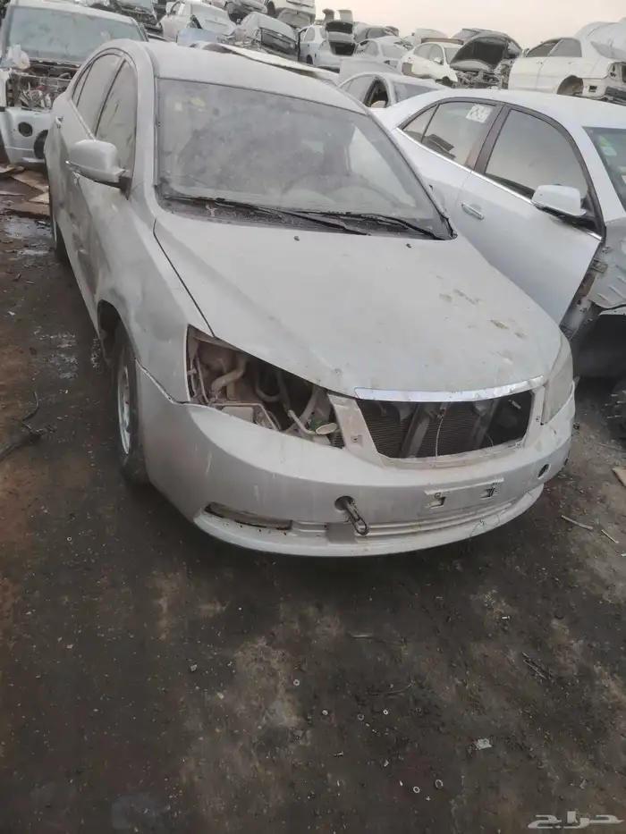 بيع قطع غيار سياره مسقطه جيلي 7 قير عادي 1