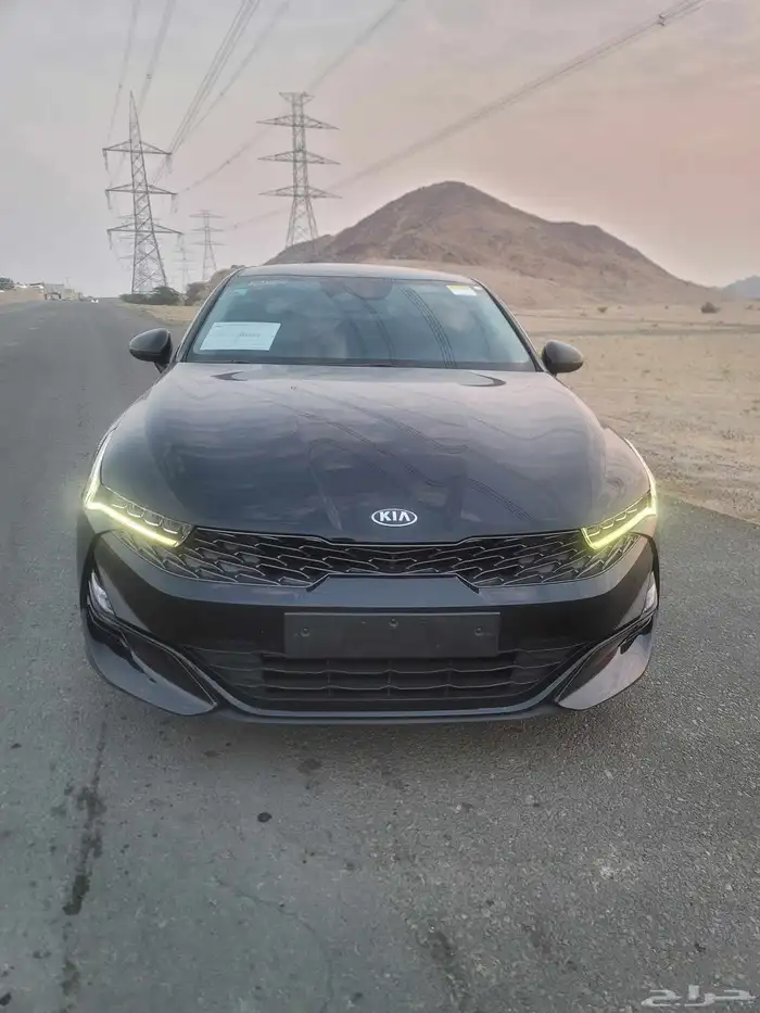 كيا ك 5 k5 نظيفة موديل 2020 11
