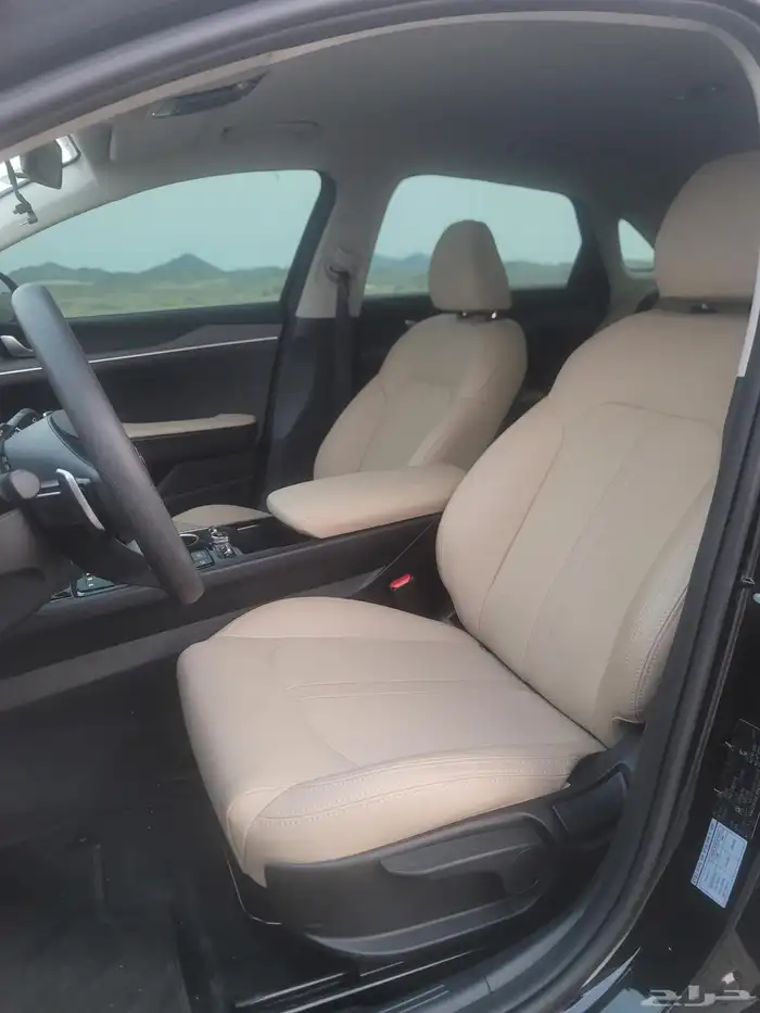 كيا ك 5 k5 نظيفة موديل 2020 38