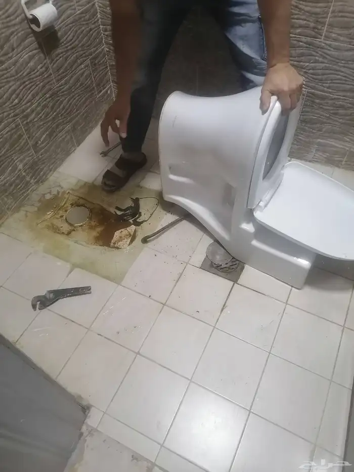 كشف تسربات المياه إلكتروني بدون تكسير عزل خزانات والسطح 5