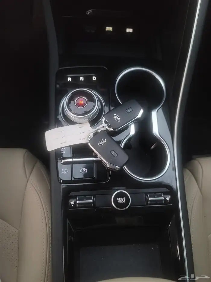 كيا ك 5 k5 نظيفة موديل 2020 35