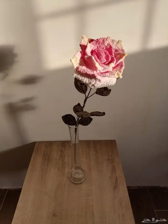 ورود وباقات ورد بخيوط الصوف 0