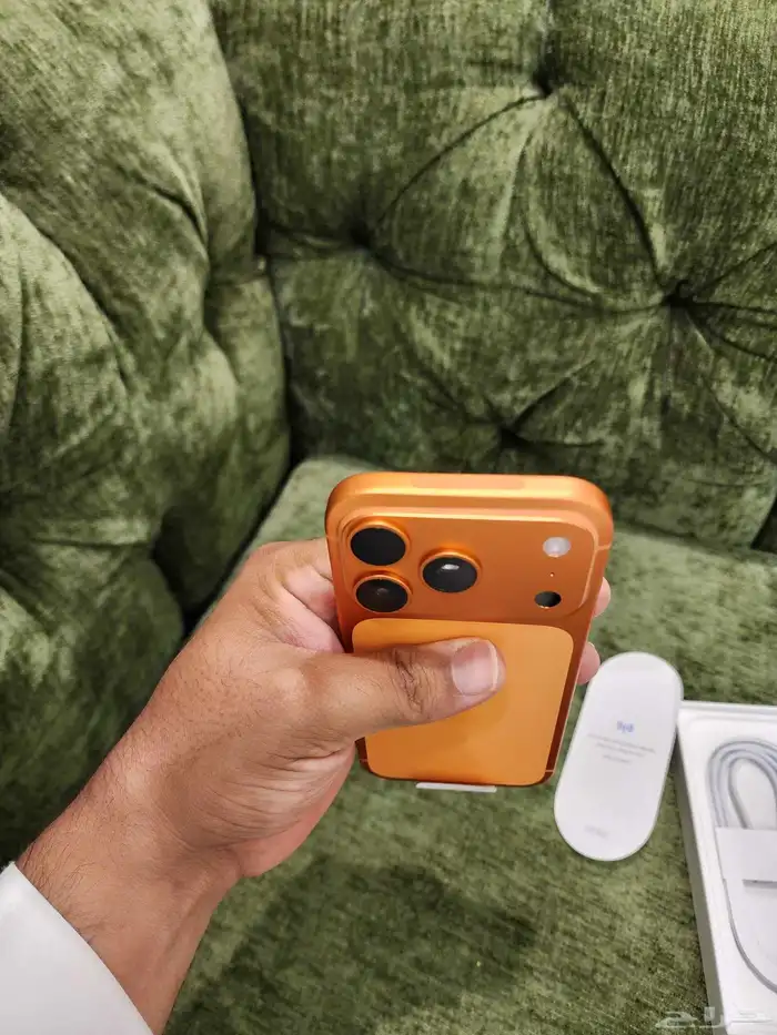 iphone 17 pro 512 برتقالي جديد 1
