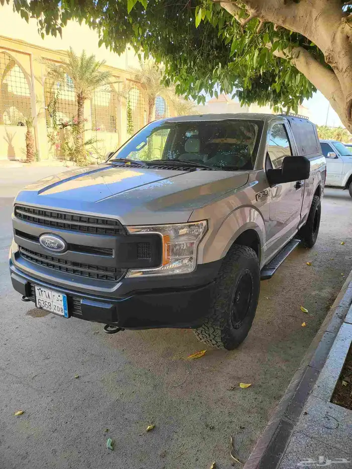 فوردXL F150 موديل 2018 فضي دبل 6سلندر 6