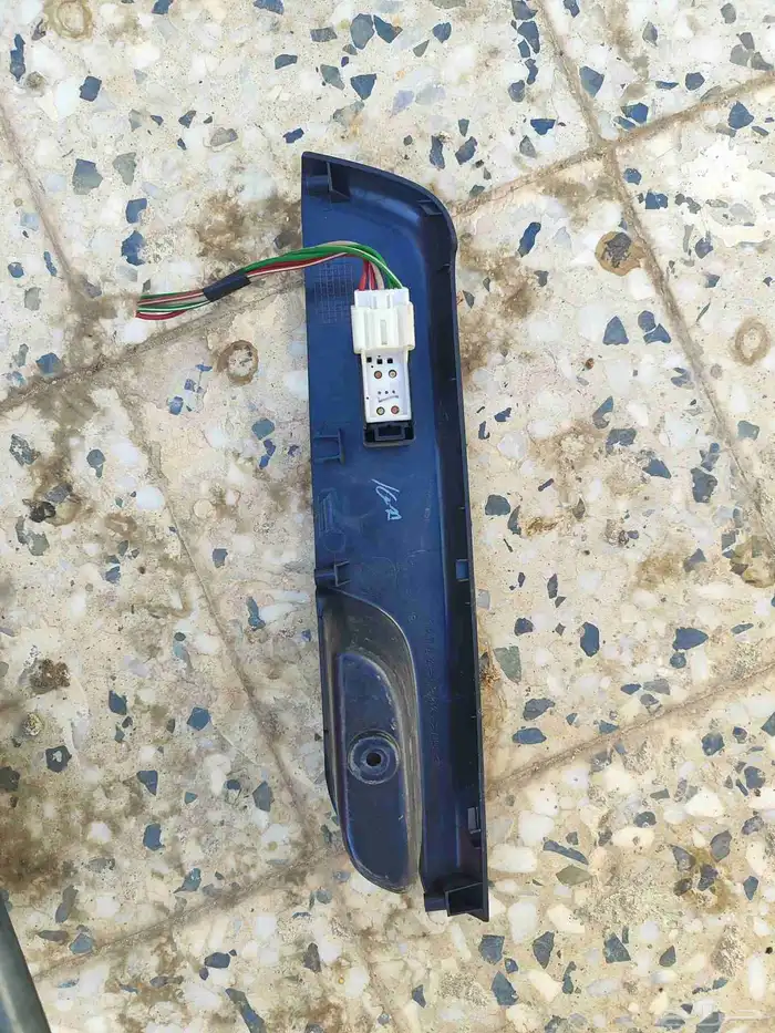 مجموعة زجاج امامي يمين و يسار سيليريو 2012 2