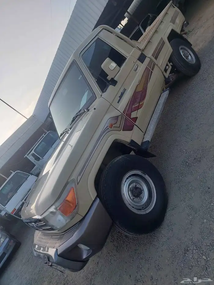 أبها معارض السيارات بجوار الغرفة التجارية بابها 4