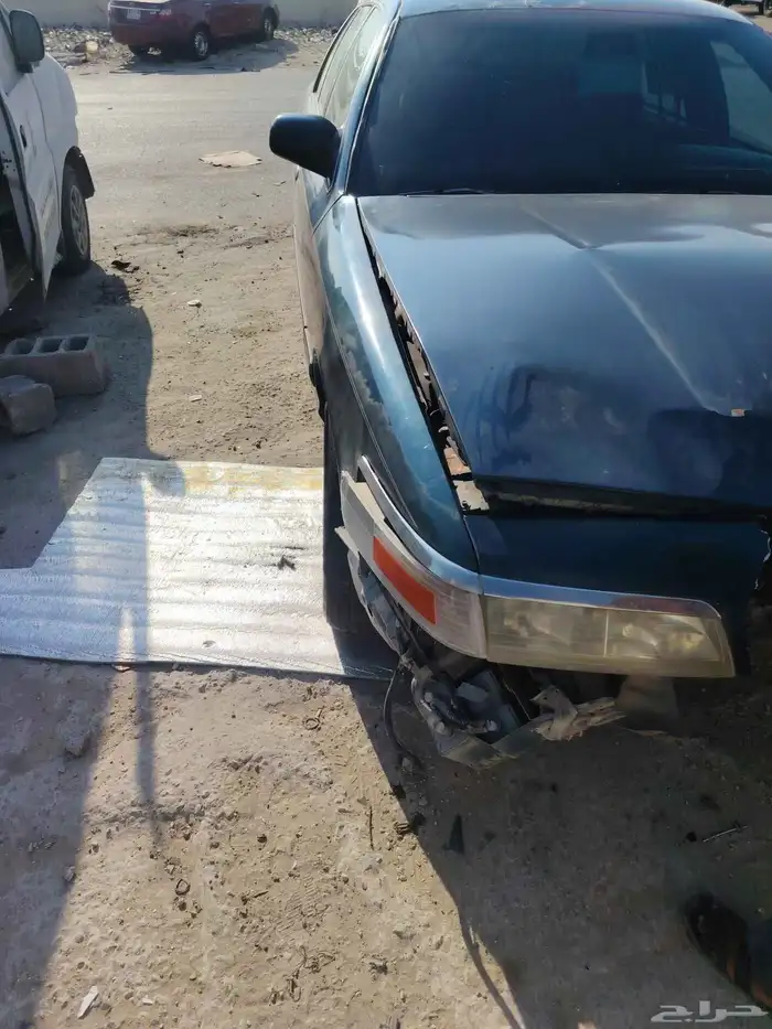 فورد ماركيز 97 قطع غيار فقط 2