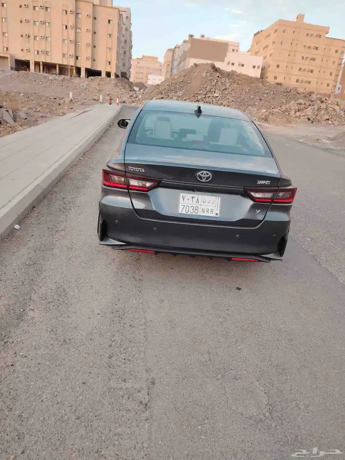 للبيع يارس 2023 تحت ضمان الوكاله سعر جمله 5