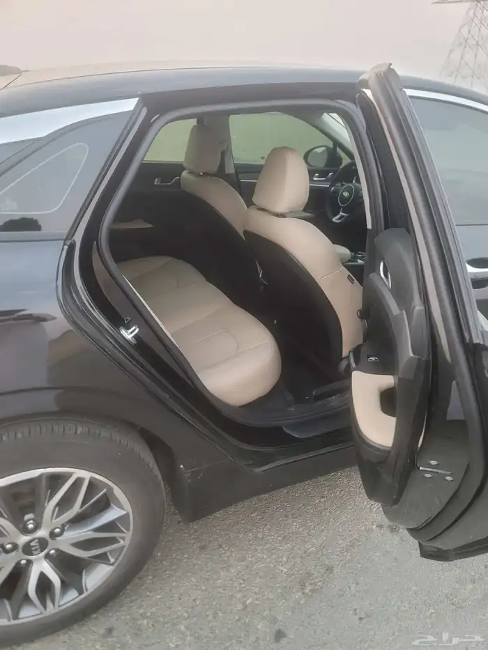 كيا ك 5 k5 نظيفة موديل 2020 25