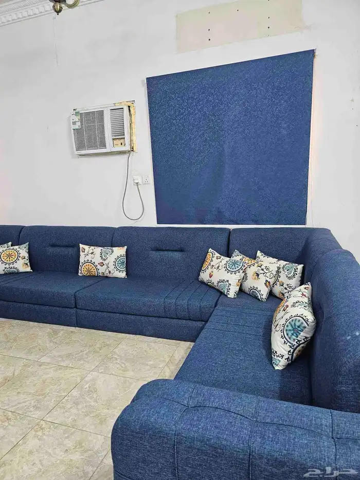 كنب سبع قطع مستخدم نظيف 0