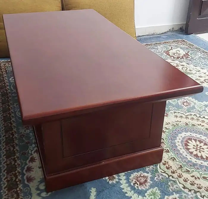 سرير. دولاب. ترابيزه. 5