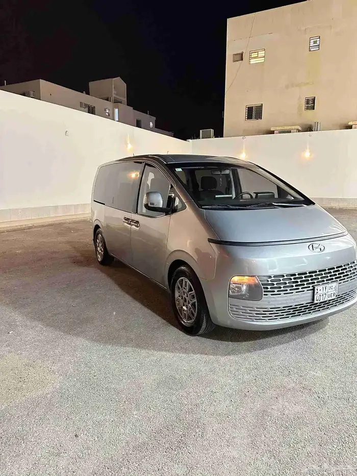 ستاريا موديل 2022 بنزين 2