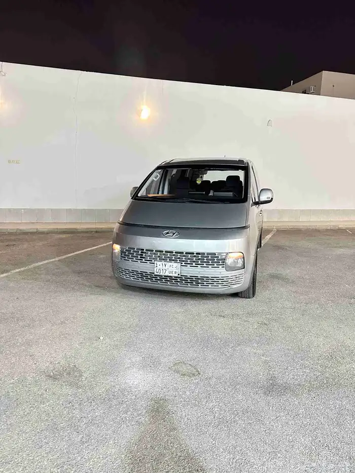 ستاريا موديل 2022 بنزين 4