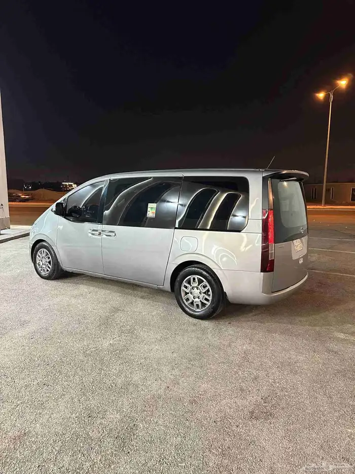 ستاريا موديل 2022 بنزين 15