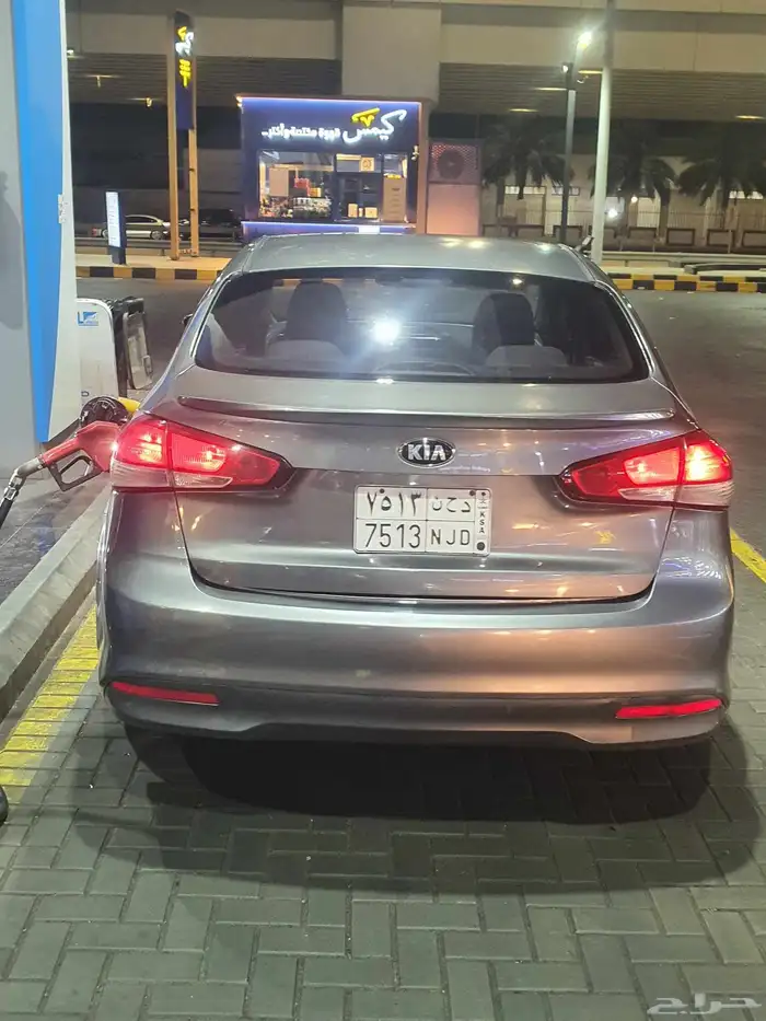 كيا سيراتو 2017 العداد 249 الف مكينة وقير وشاص وارباق شرط 2