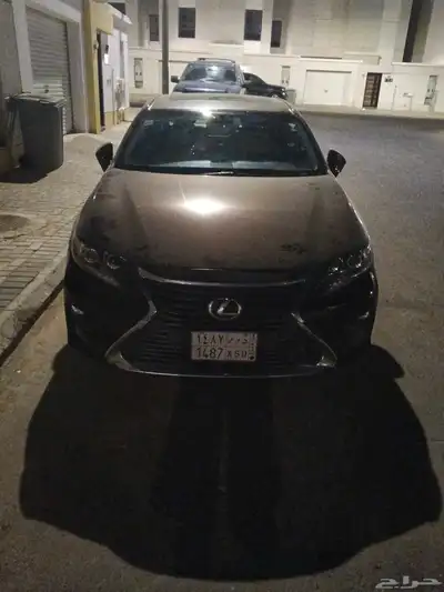 لكزس اي اس 2018 اللون بني غامق index